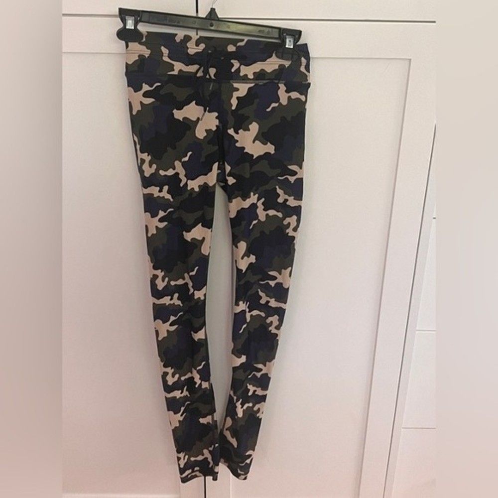 The Upside Camo Leggings size 4